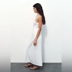 高級/ZARA/リボンディティール/ワンピース/M/白/ジレ/バックリボン 高級/ZARA/リボンディティール/ワンピース/M/白/ジレ/バック
